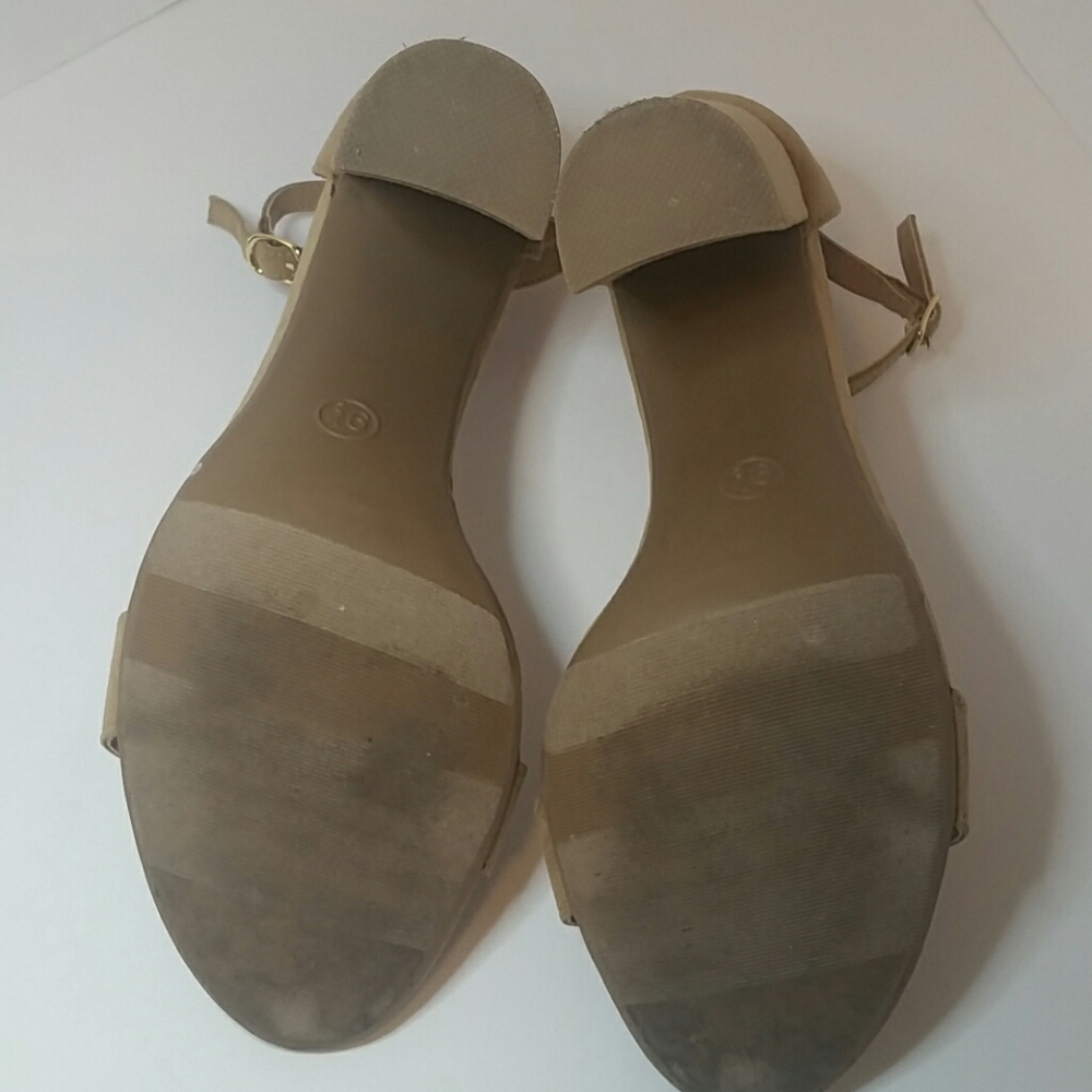Merona heels - Picture 4 of 4